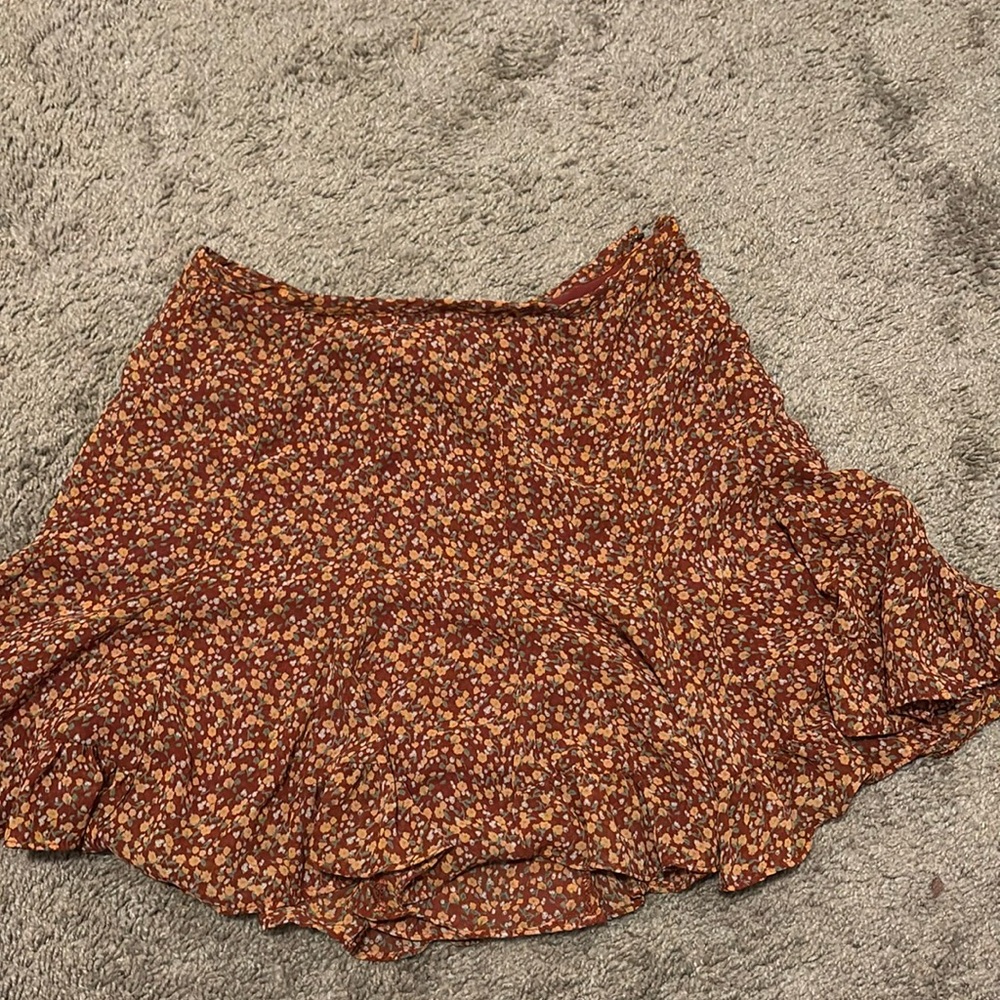 Women’s mini floral skirt